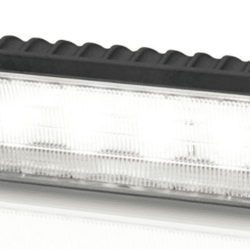 HM Sea Hawk R LED - biała lampa LED z czarną obudową i światłem rozproszonym