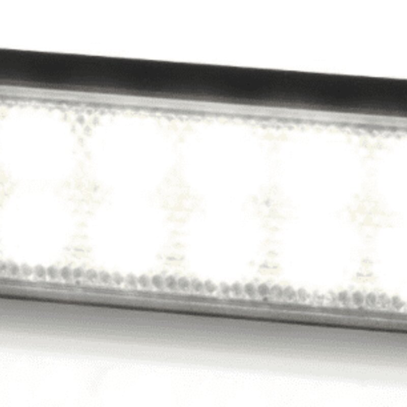 HM Sea Hawk LED - biale swiatlo LED z czarna obudowa do lodzi